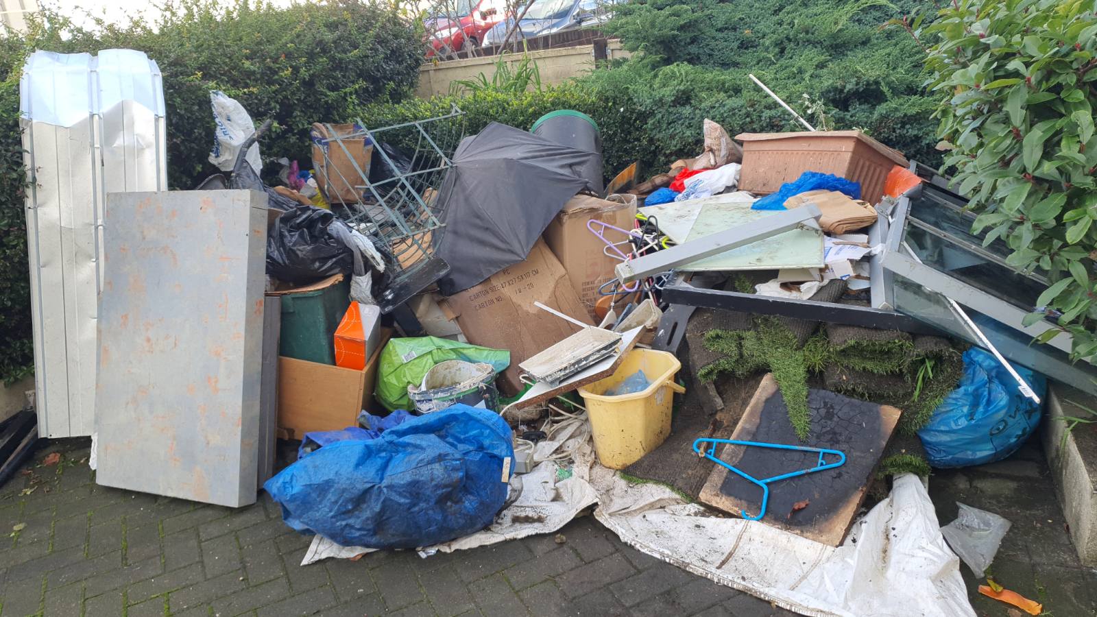 What Is a Junk Removal Service A Homeowner’s Guide